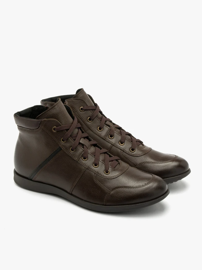 Dunkelbraune Herrenstiefel