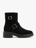 Schwarze Stiefel mit Schnallen