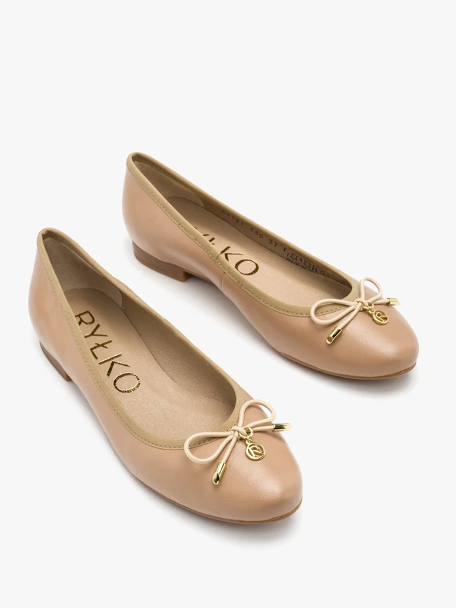 Beige Ballerinas mit Schleife