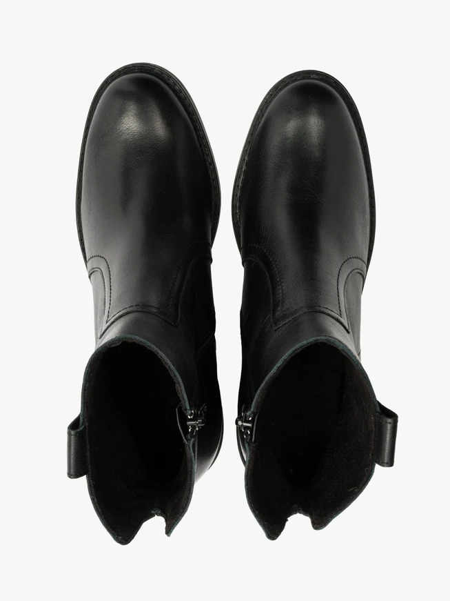 Schwarze Cowboystiefel