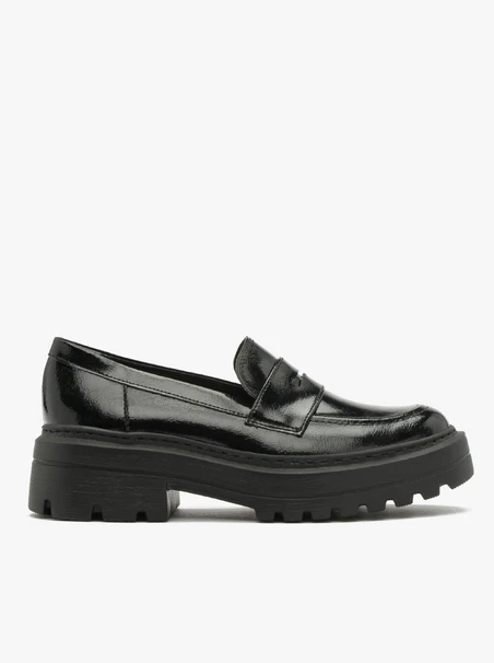 Black women’s loafers