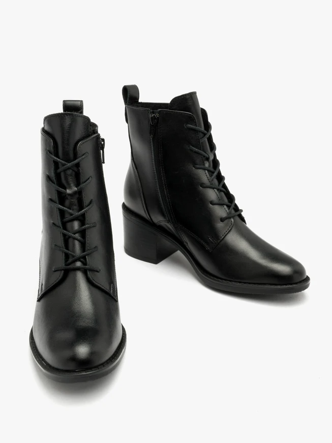 Schwarze Damenstiefel