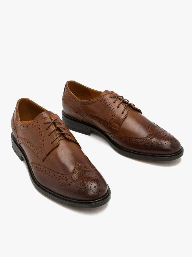 Braune Brogues für Männer