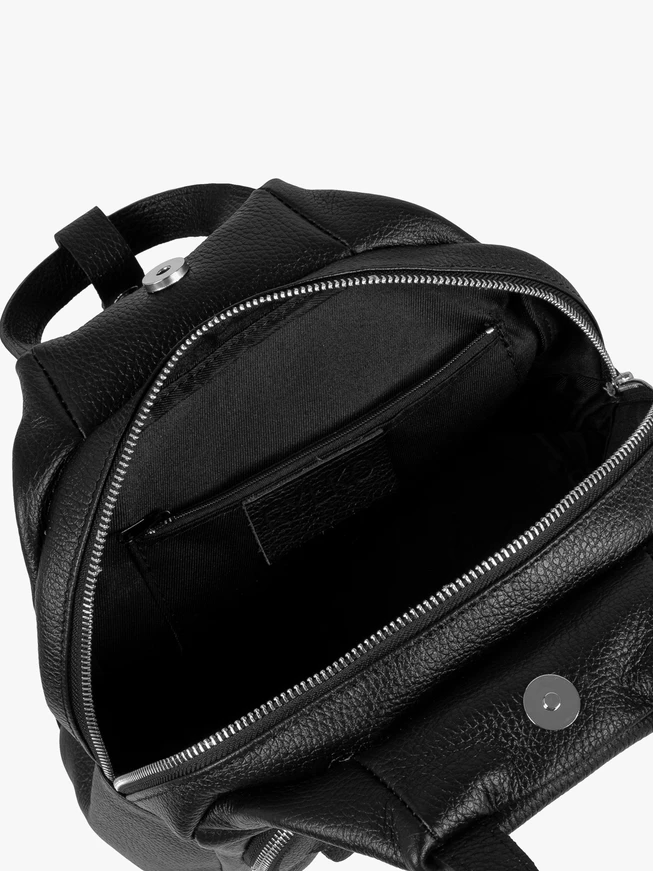 Black women’s backpack