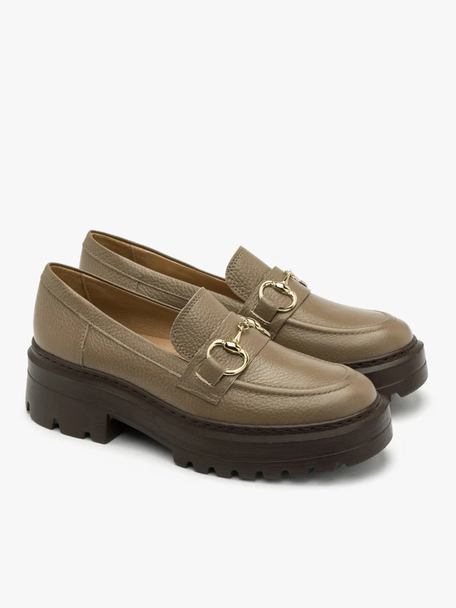 Beige loafers with gold ornament