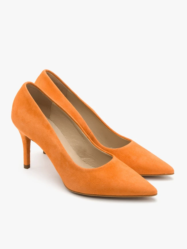 Stiletto-Pumps aus orangefarbenem Velours