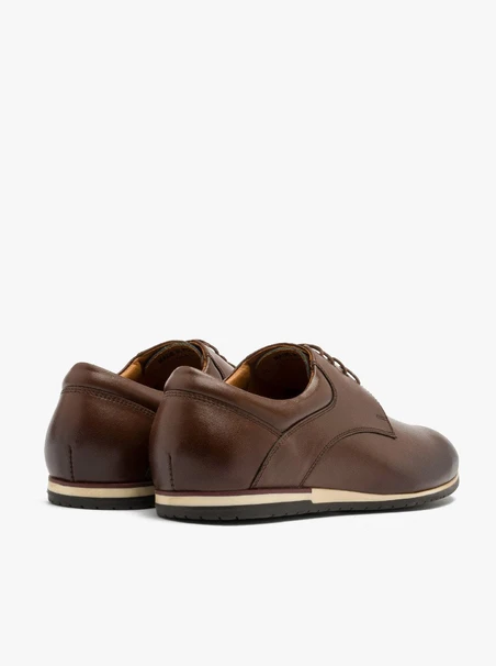 Braune Herrenhalbschuhe