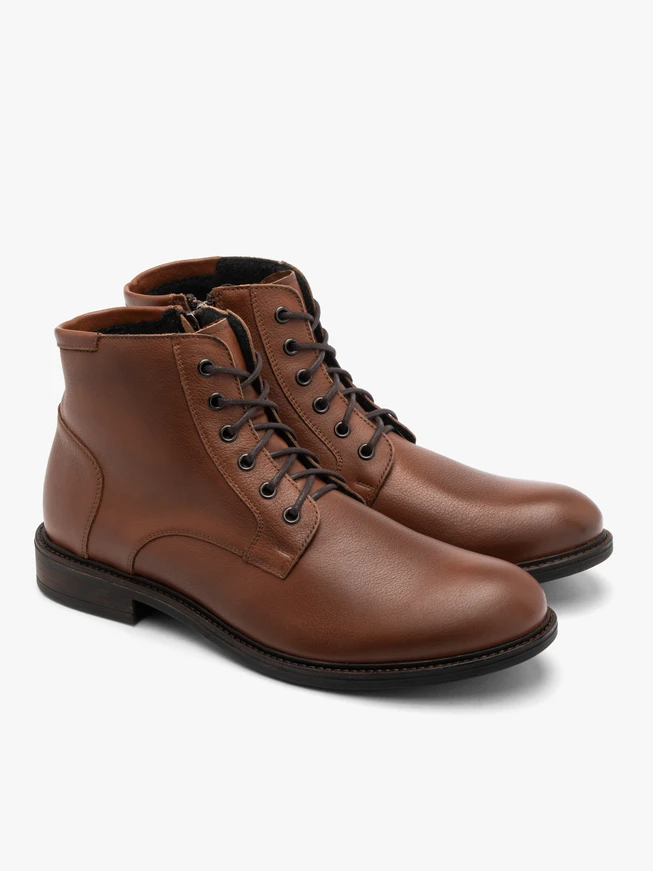 Braune Herrenstiefel