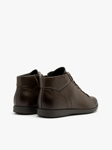 Dunkelbraune Herrenstiefel