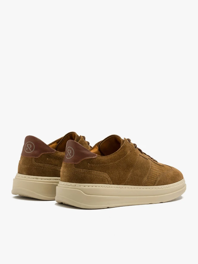 Brown sporty shoes with beige sole