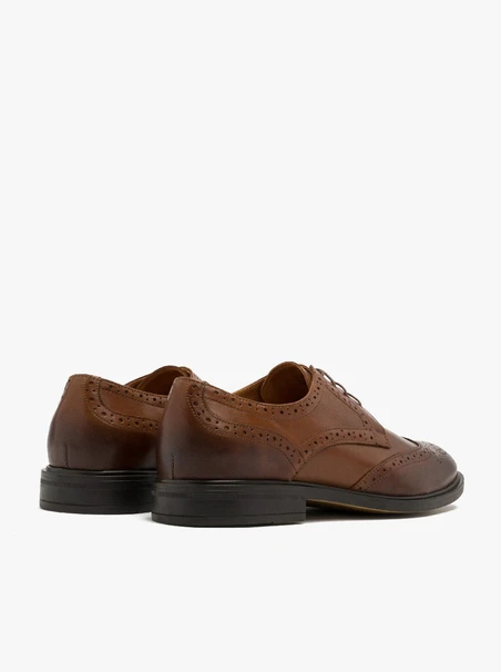 Braune Brogues für Männer
