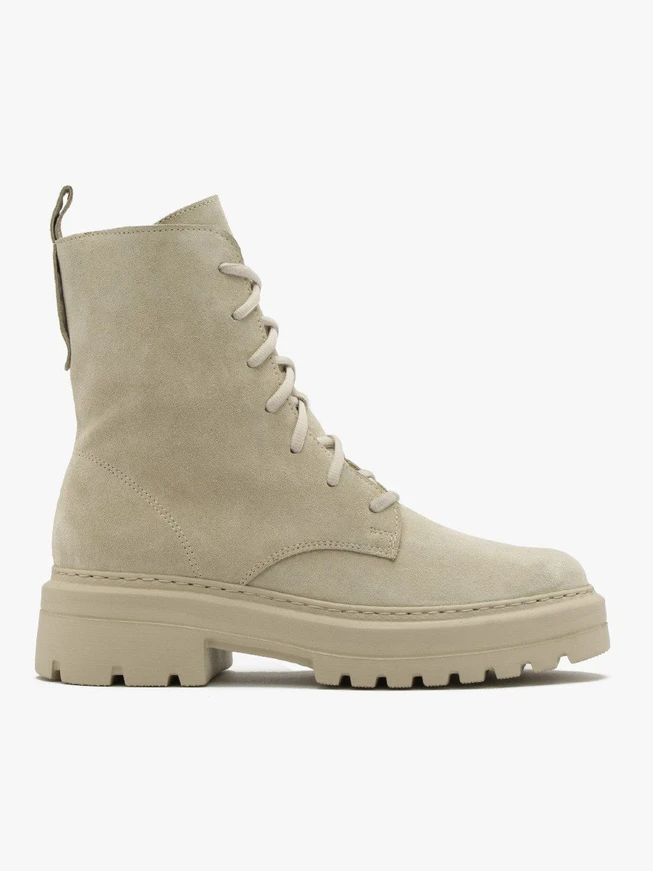 Leichte Baggerstiefel