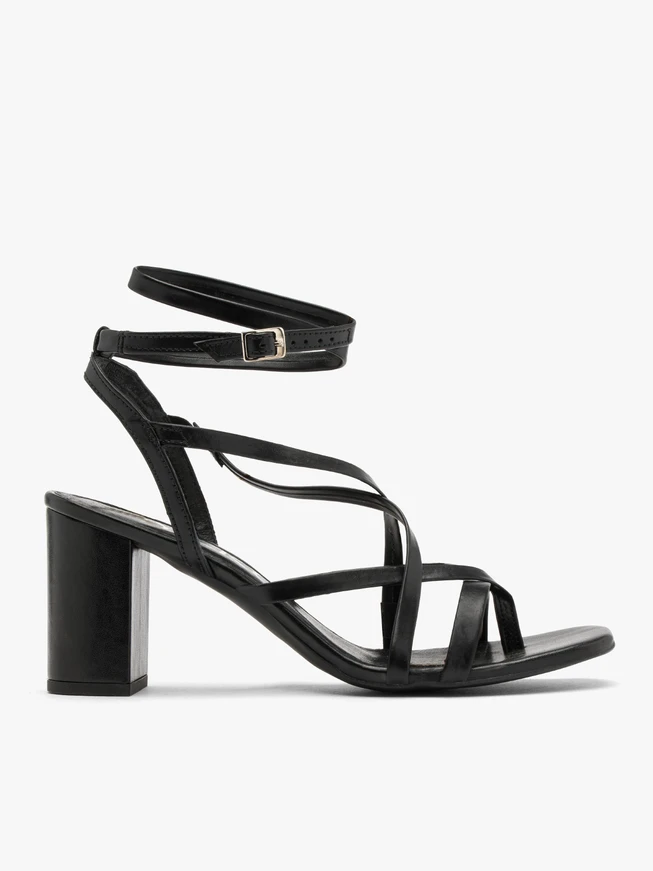 Flip Flops mit schwarzem Absatz
