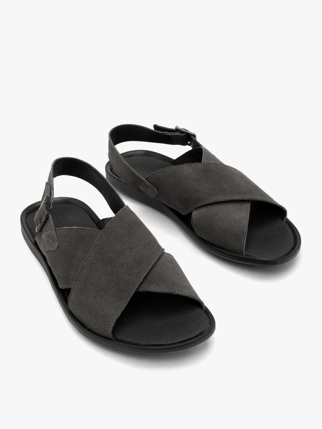 Graue Sandalen mit Schnallenverschluss