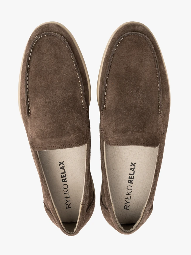 Gray-brown men’s loafers with beige sole