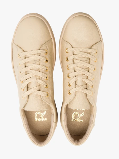 Beige sporty shoes