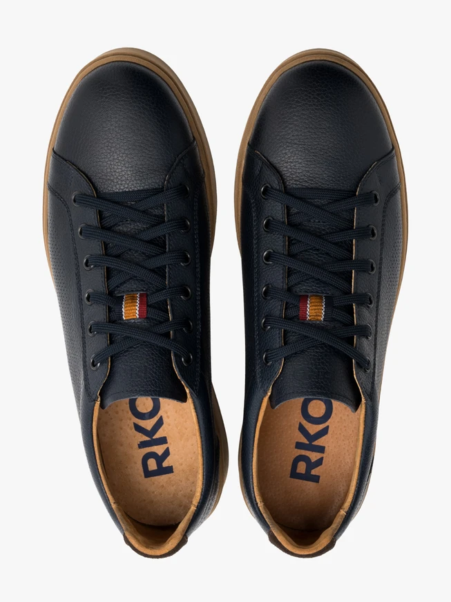 Marineblaue sportliche Halbschuhe für Männer mit beigem Boden