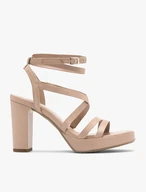 Beigefarbene verschönerte Riemchensandalen