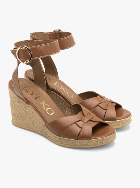 Braune hohe Plateausandalen