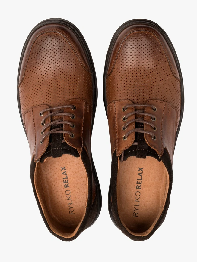 Dunkelbraune Herrenhalbschuhe mit dekorativer Perforation