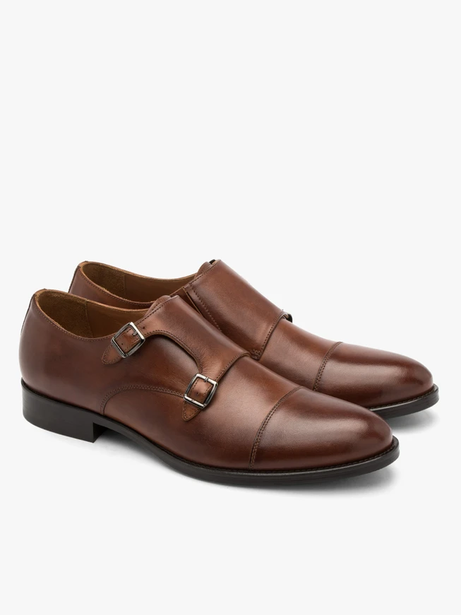 Brauner Herrenhalbschuh mit Zierverschluss