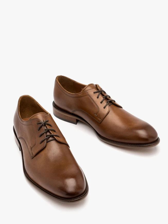 Braune Herrenhalbschuhe
