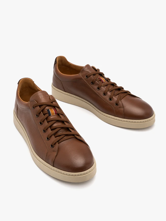 Braune Herren Sporthalbschuhe mit beigem Boden