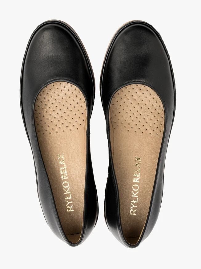 Schwarze Plateau-Pumps