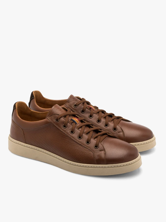 Braune Herren Sporthalbschuhe mit beigem Boden