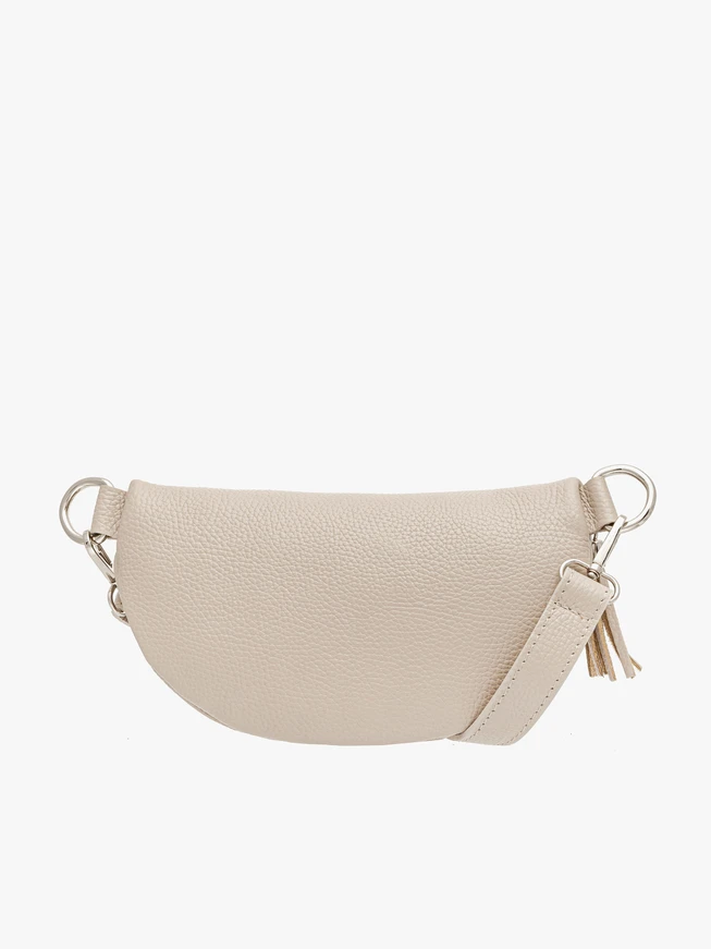 Beigefarbene Nierentasche mit Quaste