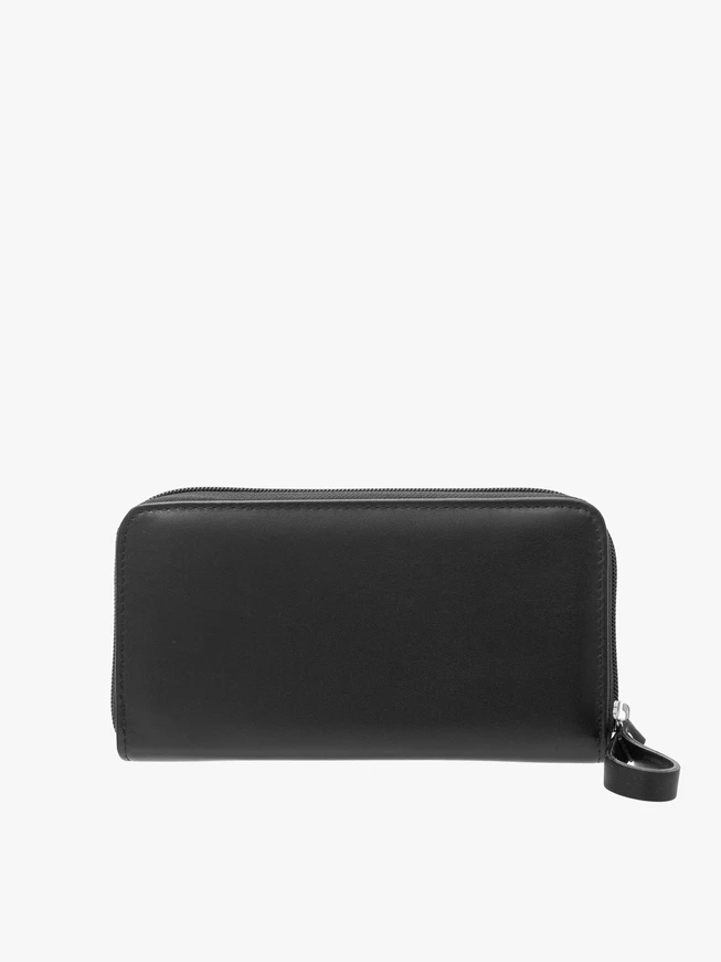 Black women’s wallet with silver details