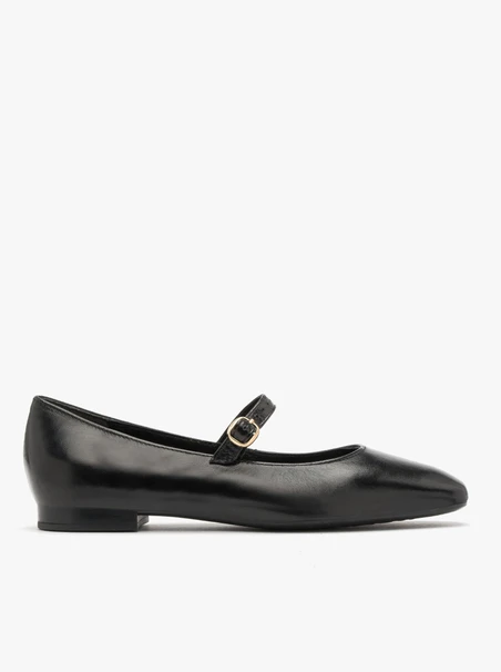 Black ballerinas with decorative buckle