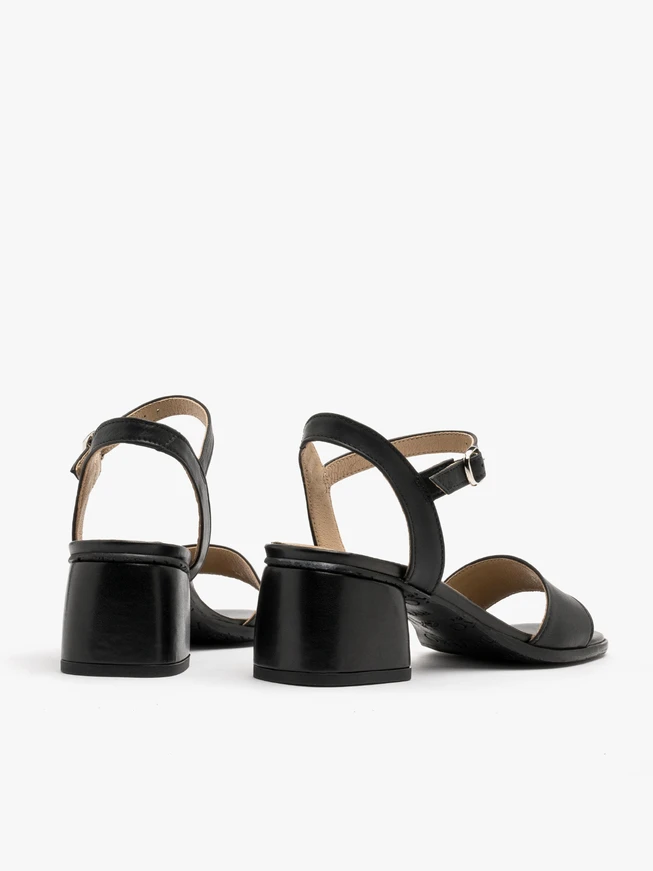 Black low-heel sandals