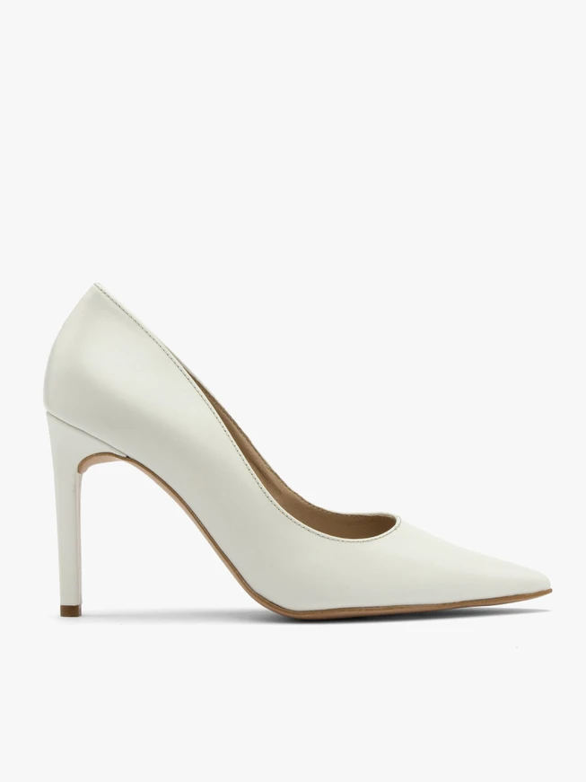 Cream stiletto pumps