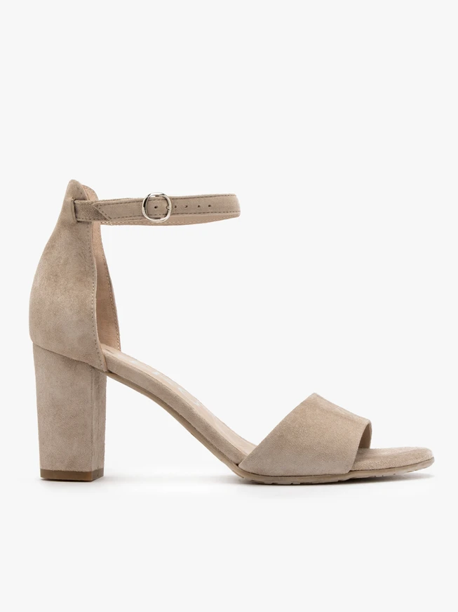 Beigefarbene Sandalen mit integriertem Absatz