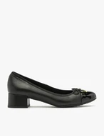 Schwarze Pumps mit Zierschleife
