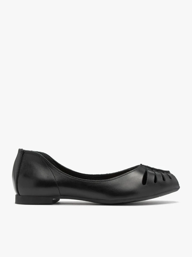 Schwarze Ballerinas mit durchbrochener Front