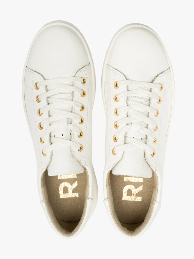 Weiße Sportschuhe
