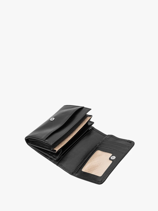 Black women’s wallet with silver details