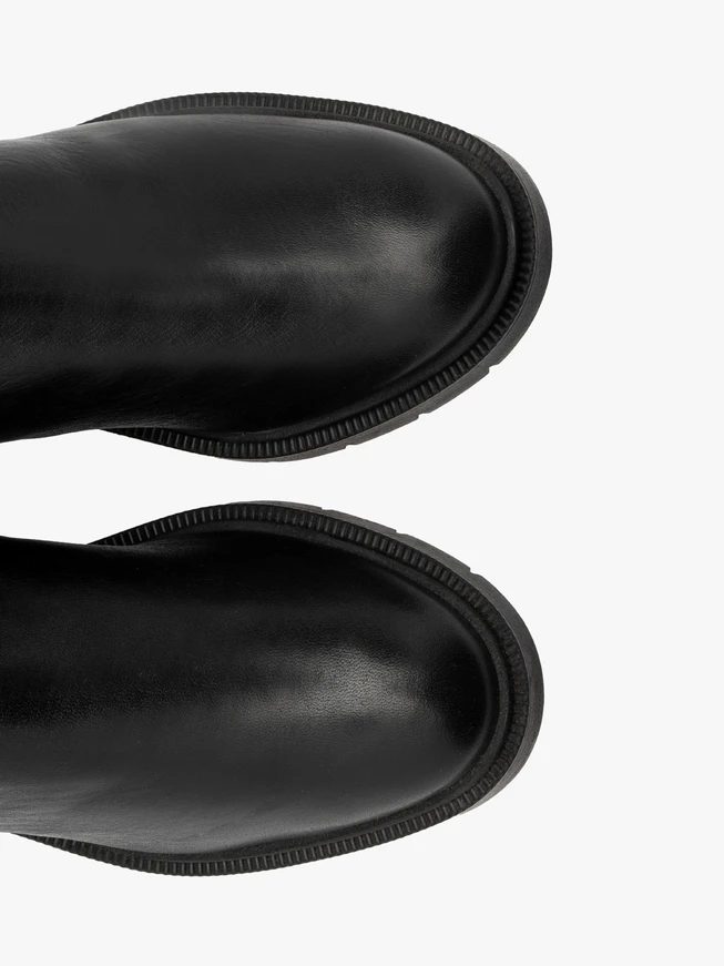 Schwarze Stiefel mit flexiblem, breitem Schaft