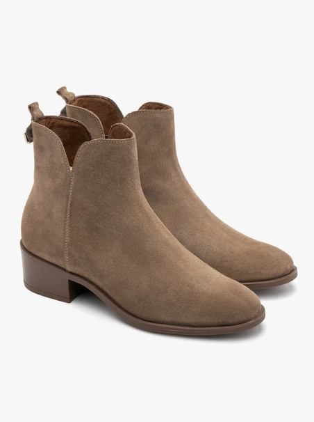 Sand ankle boots with decorative upper