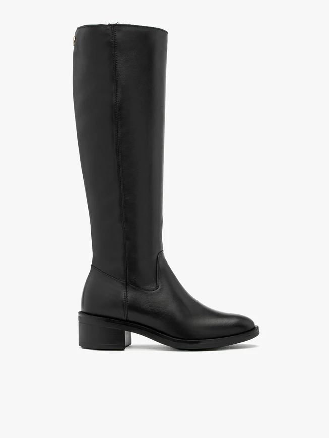 Schwarze Damenstiefel mit Gummieinsatz im Schaft