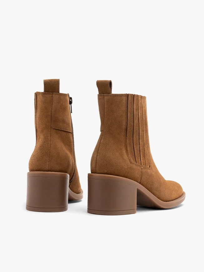Ginger suede women’s Chelsea boots with zipper