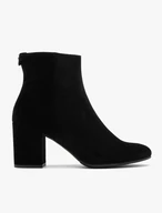 Klassische Veloursstiefel
Damenstiefel auf einem massiven Block