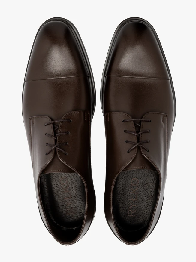 Dunkelbraune Halbschuhe mit dekorativer Zehenkappe