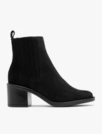 Black women’s Chelsea boots with zipper