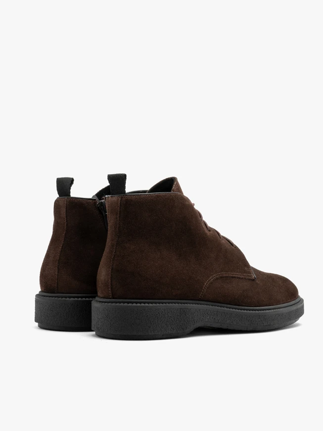 Herrenstiefel aus Veloursleder im Freizeitstil