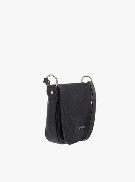 Schwarze Posttasche mit Klappe