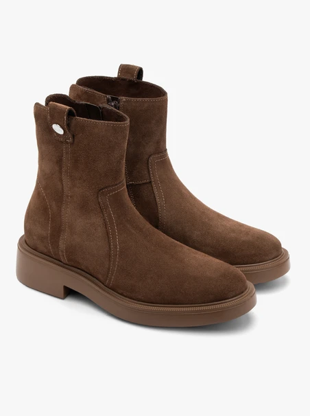 Braune Velours-Damenstiefel mit flacher Sohle