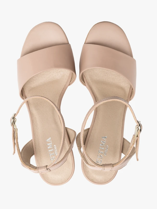 Beigefarbene Stiletto-Sandalen